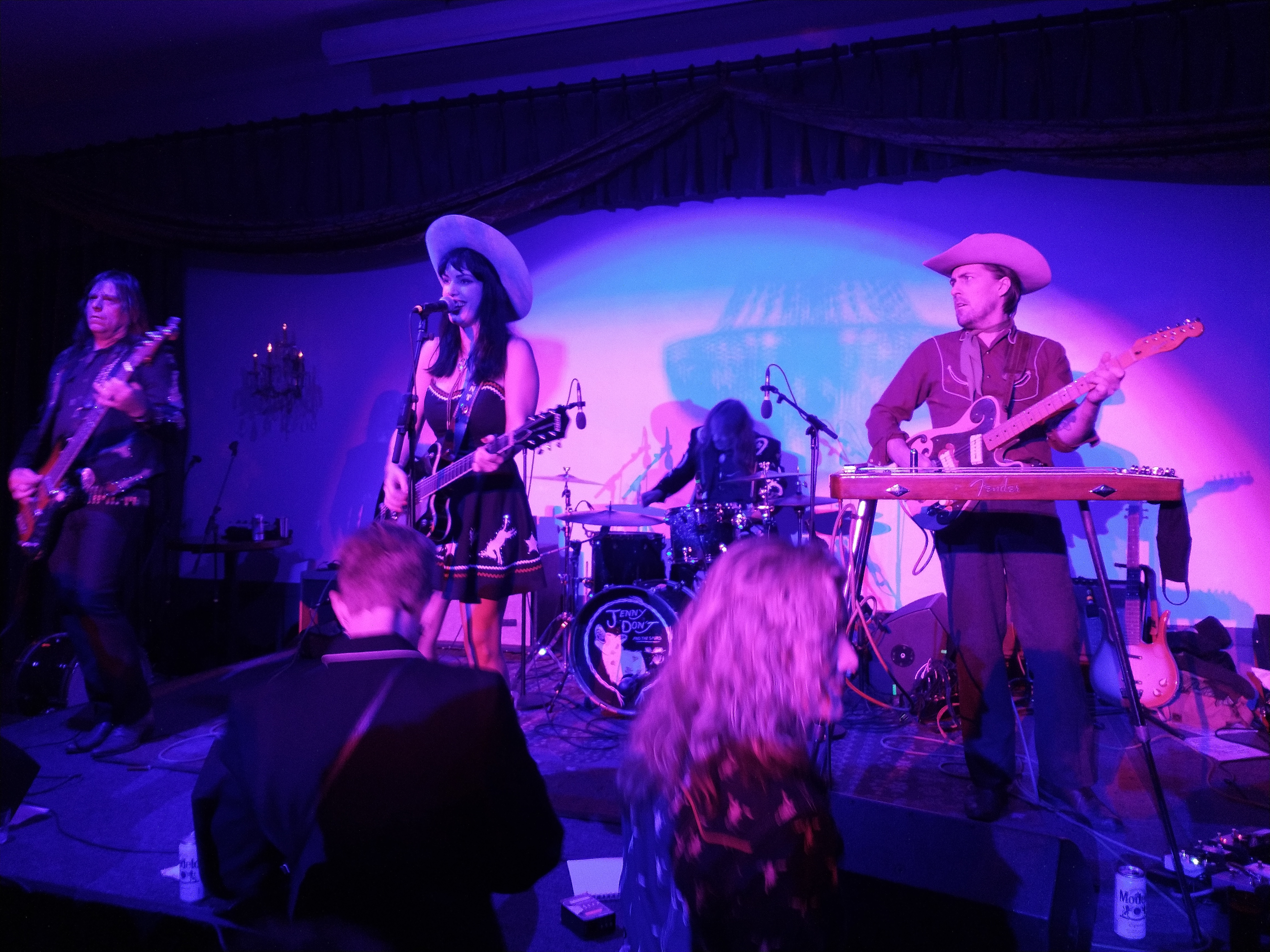 JennyDont2021-11-05PolarisHallPortlandOR (2).jpg